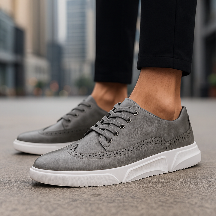 Corsa - Retro Leather Sneakers