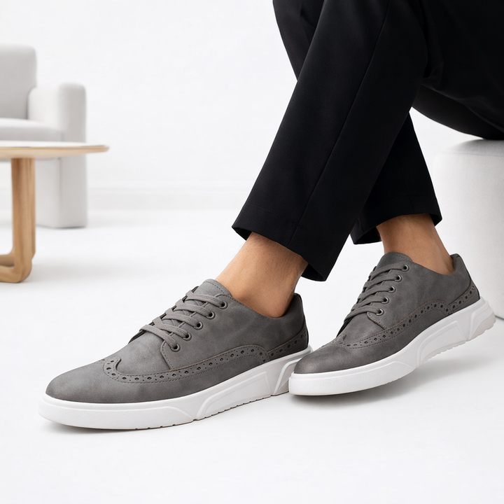 Corsa - Retro Leather Sneakers