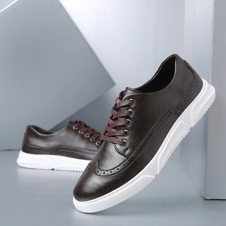 Corsa - Retro Leather Sneakers